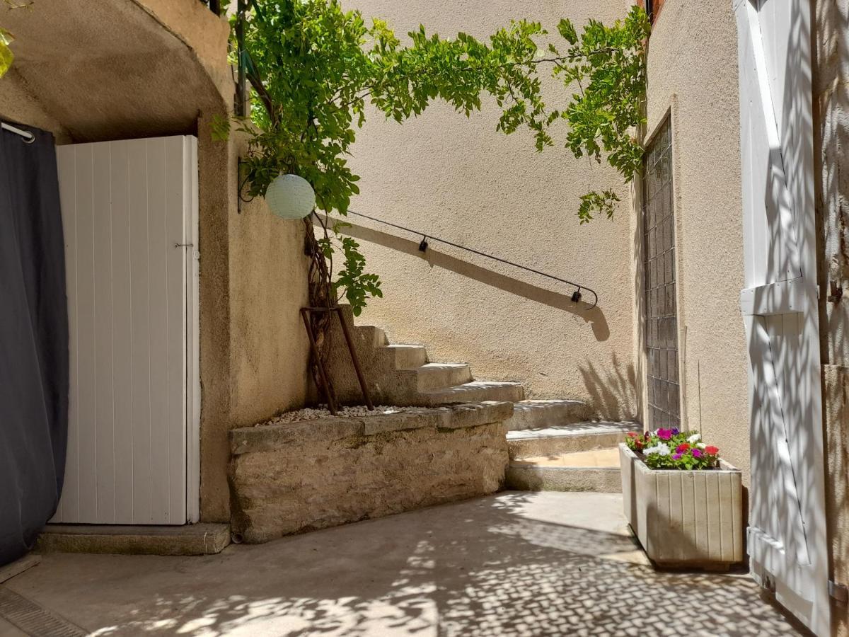 Maison De Village Avec Cour Interieure Et Terrasse Septfonds Kültér fotó